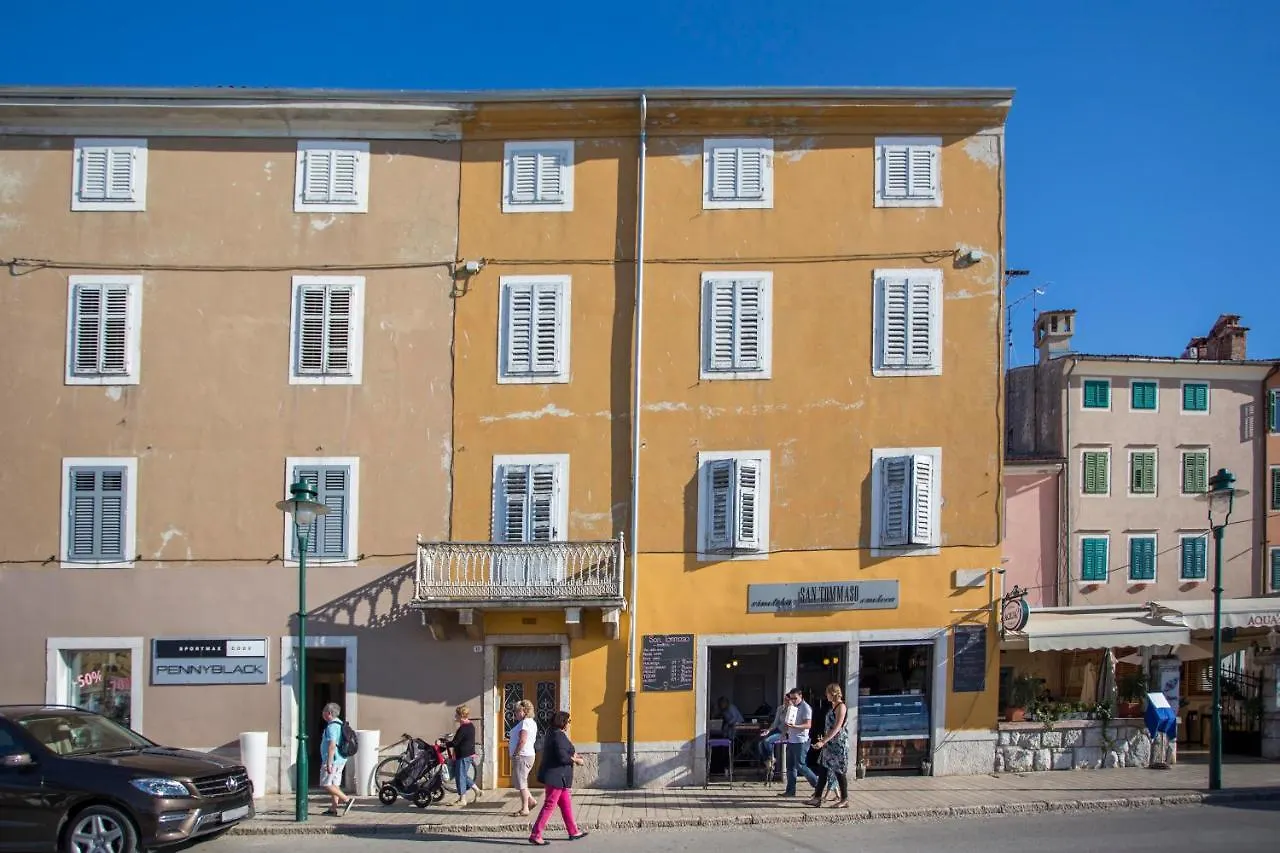 Apartments Crevatin Riva Rovinj Guest house